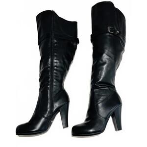 NWT De Blossom Collection Black Knee-High High Heel Boots w Buckle Detail Size 8